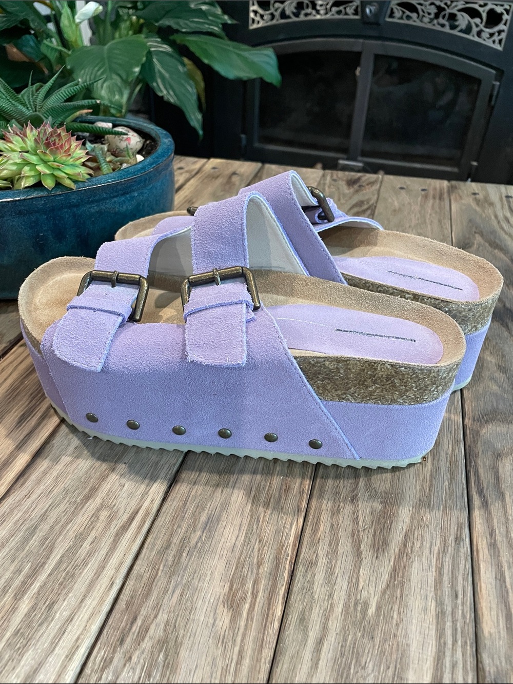 Intentionally Blank Lilac Cooper Platform Slide Sandals w/ Buckle Straps Size 39 - Picture 3 of 8